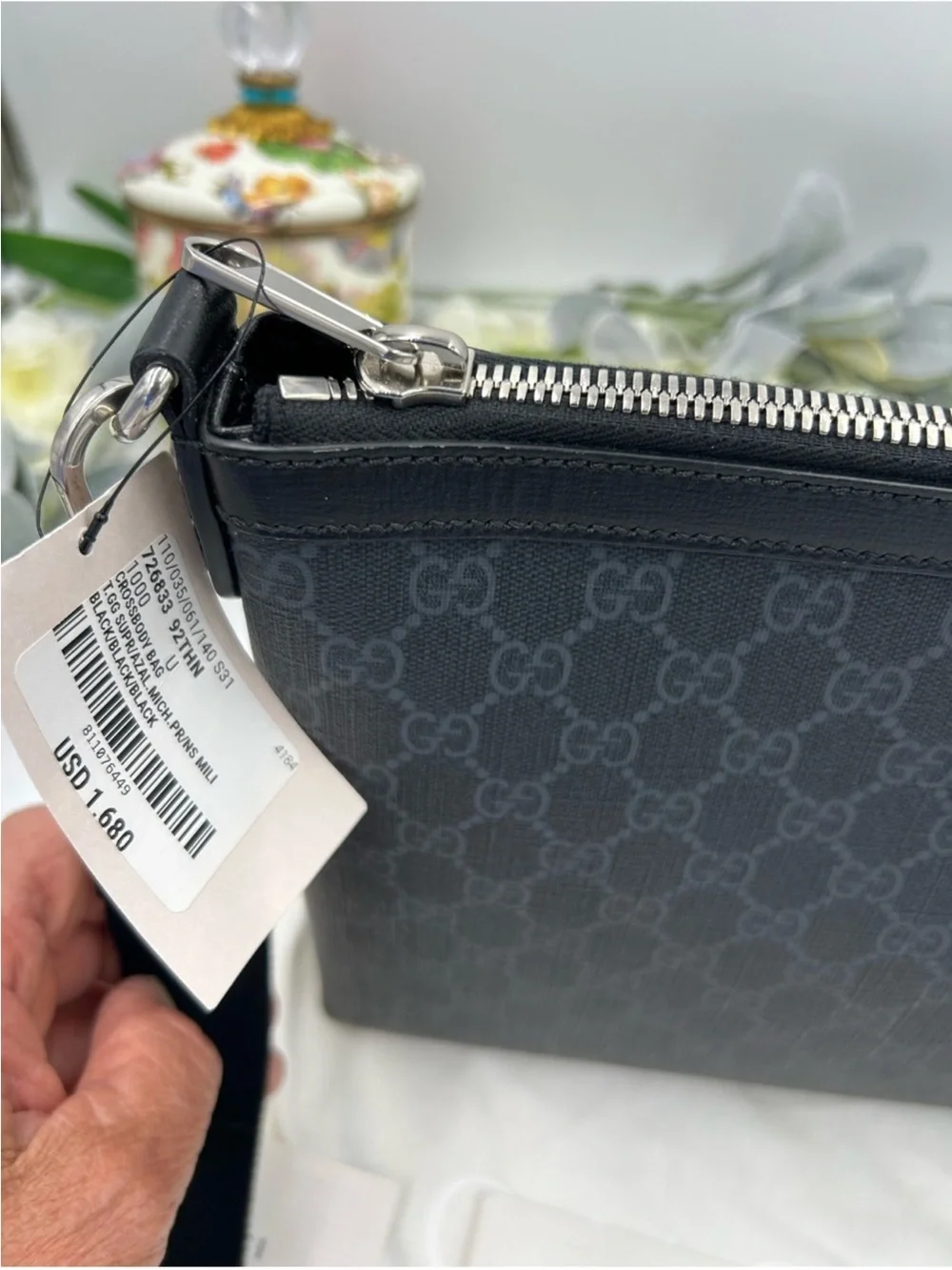 Gucci classic messenger